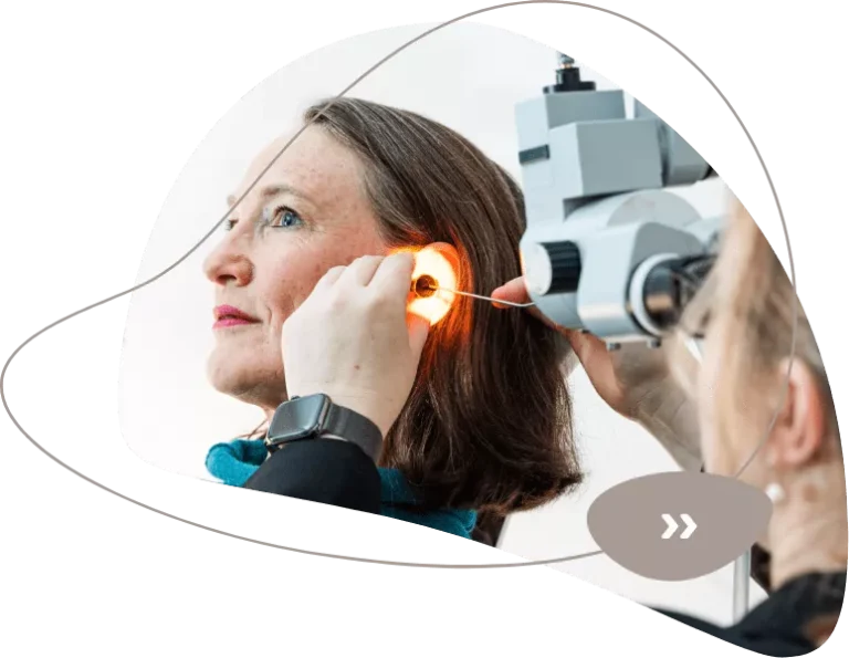 Dr Julia Crawford Image